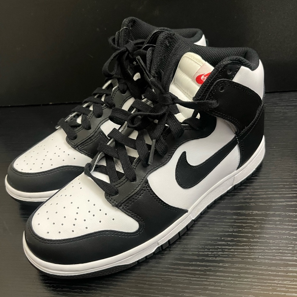 Nike Black and White Sneaker Interior
